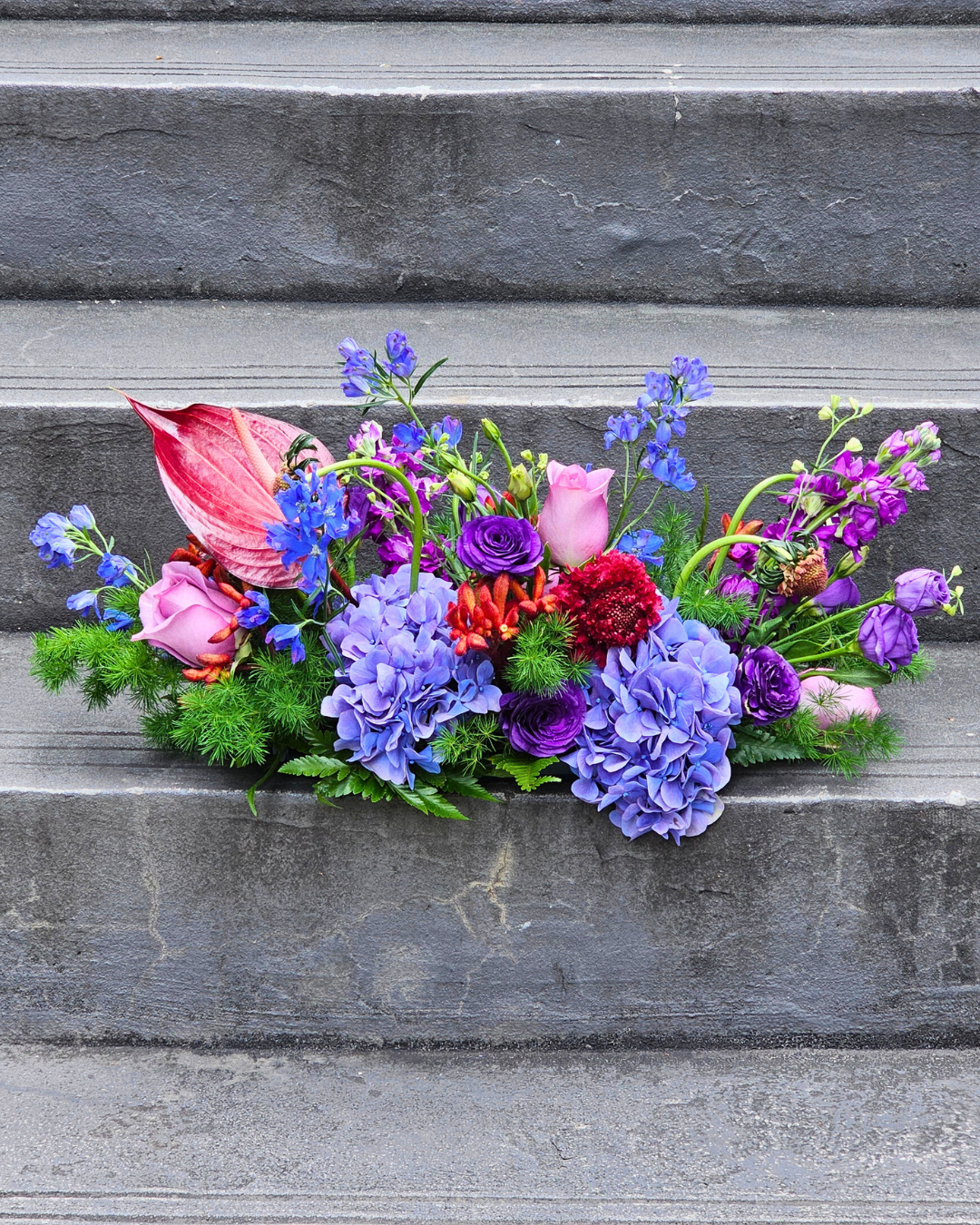 Type - Basket/Table Arrangement